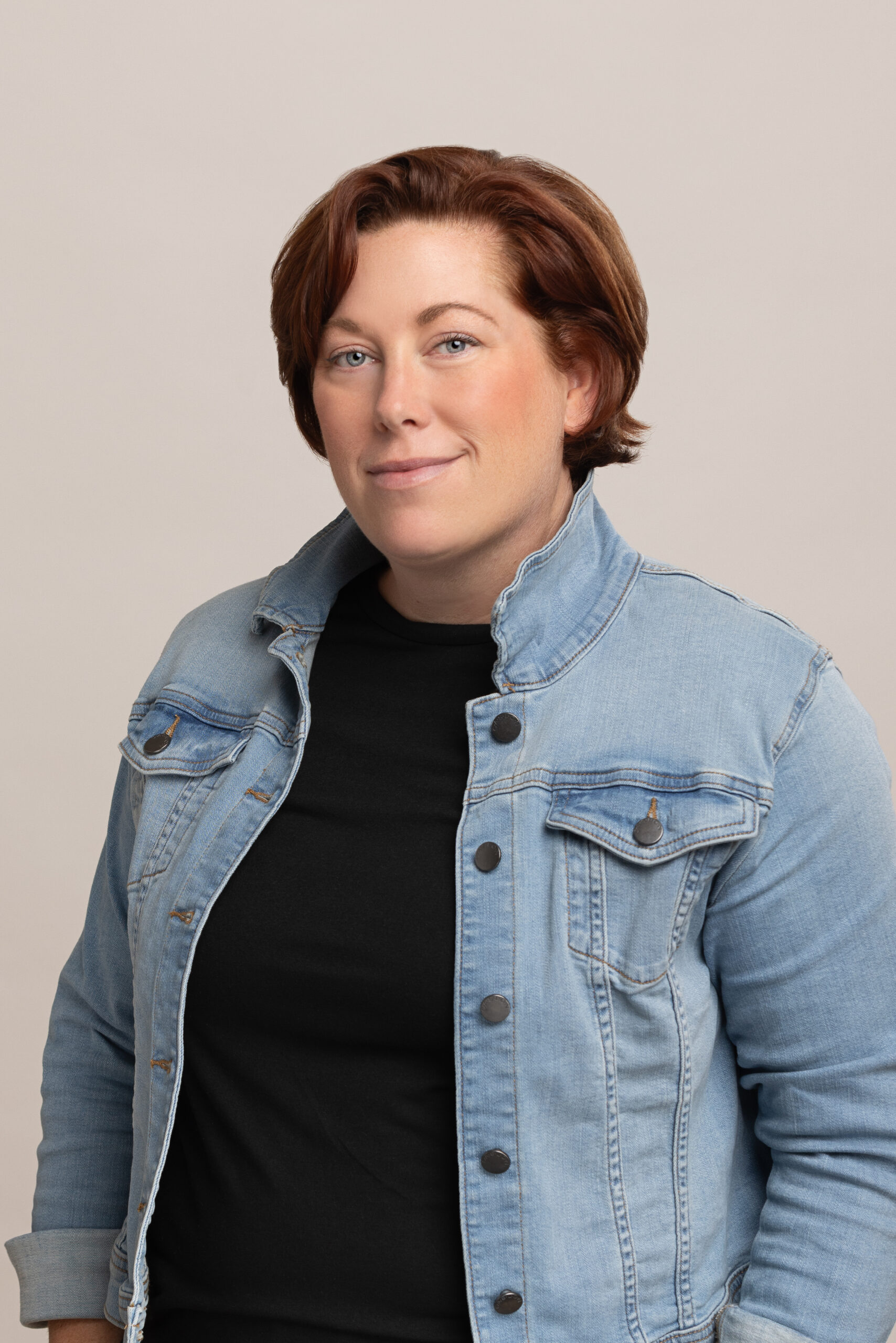 Jennifer Zmuda Headshot